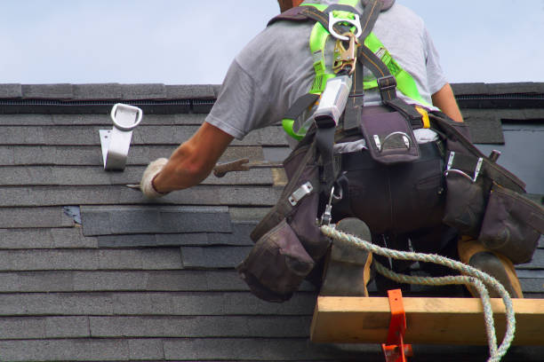 Roof Gutter Cleaning in Gerber, CA